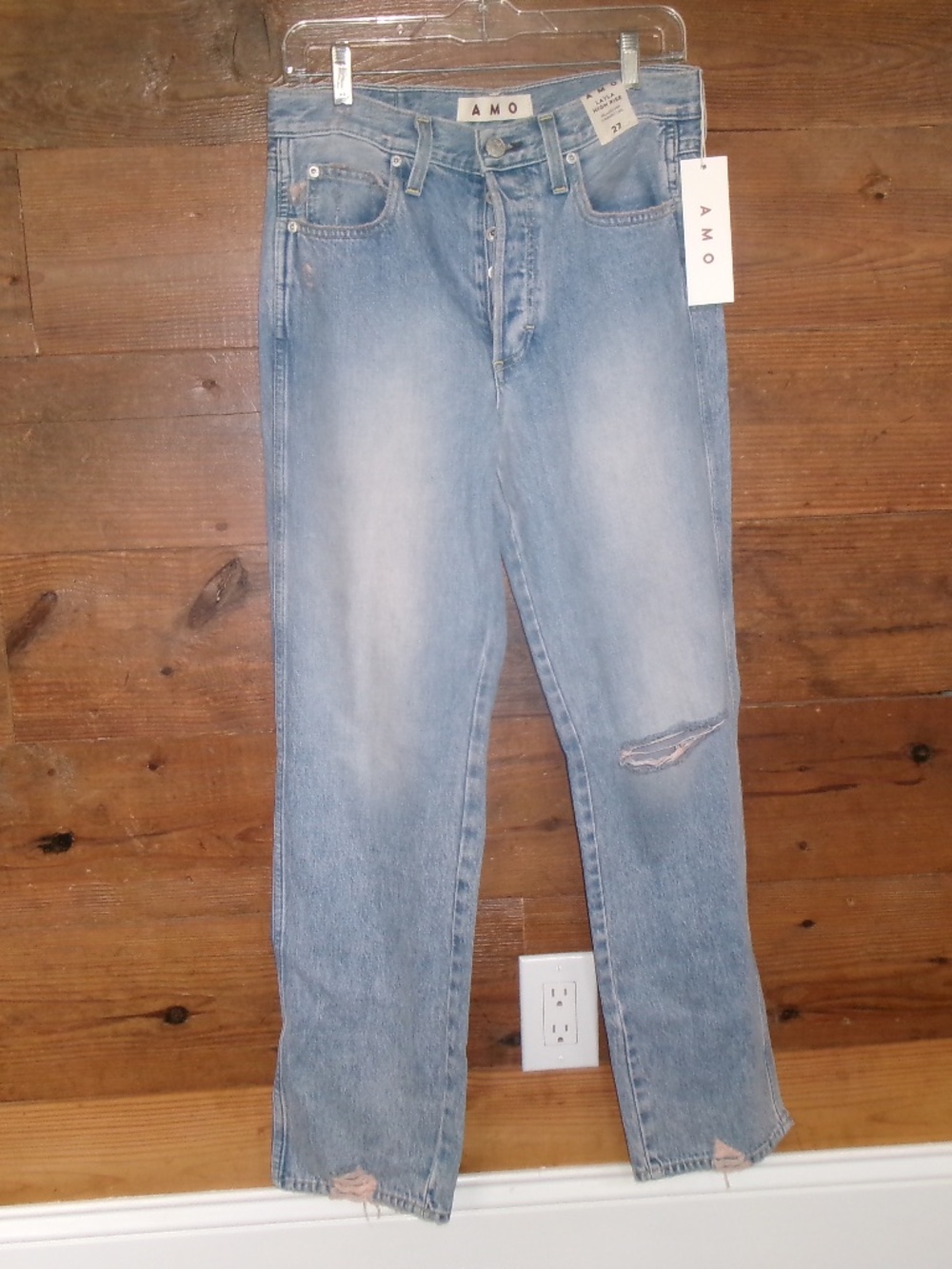 AMO straight leg jeans size 27